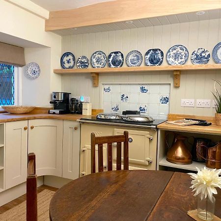 Charming Cottage In The Heart Of Sherborne Sherborne  Εξωτερικό φωτογραφία